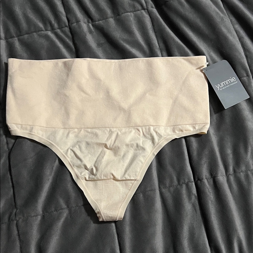 Yummie Beige High-Waisted Thong